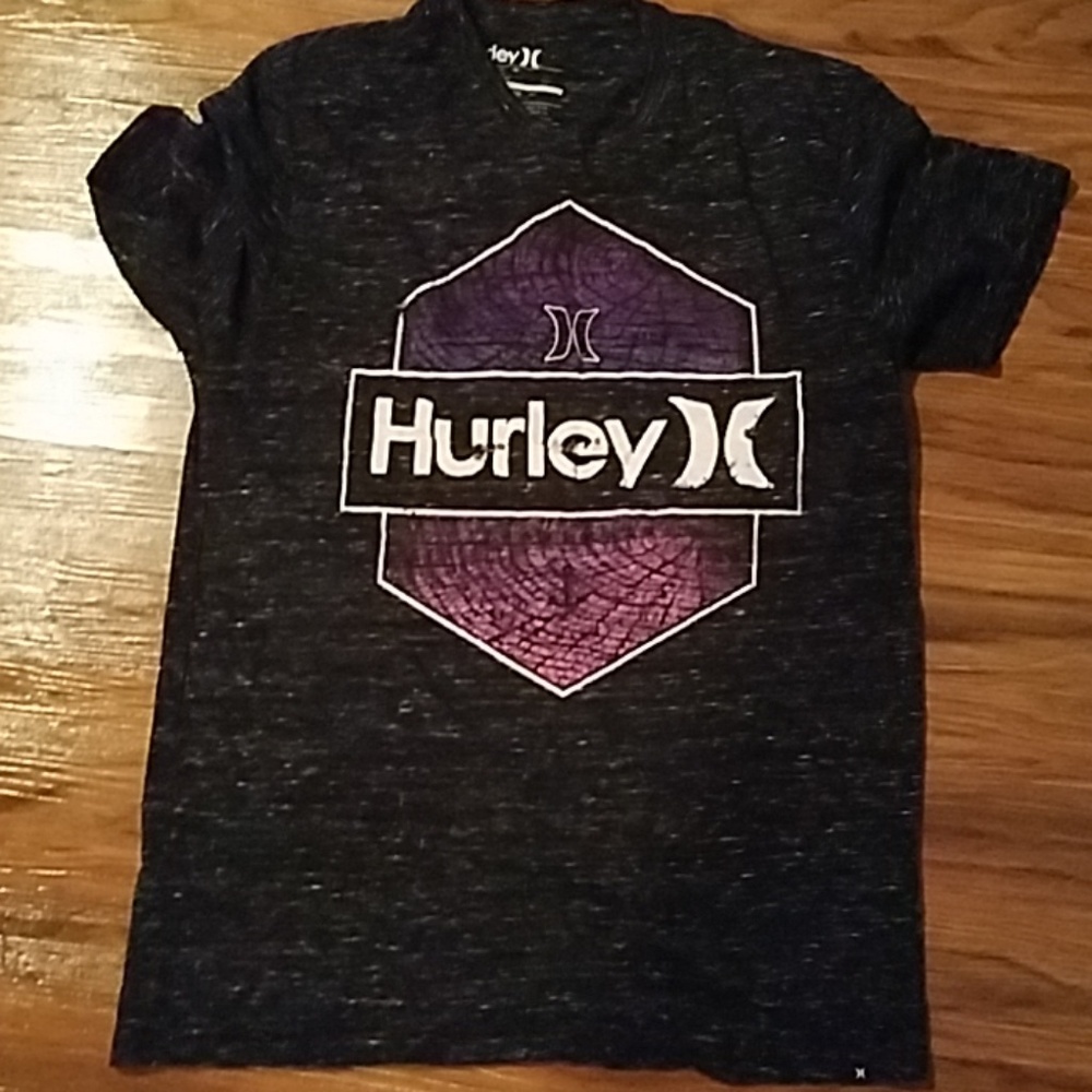 Hurley graphic tee